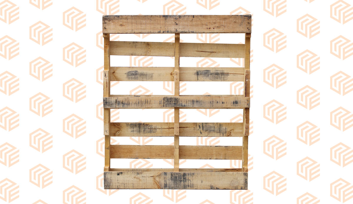 Tarima de madera reciclada de barrote vuelta 